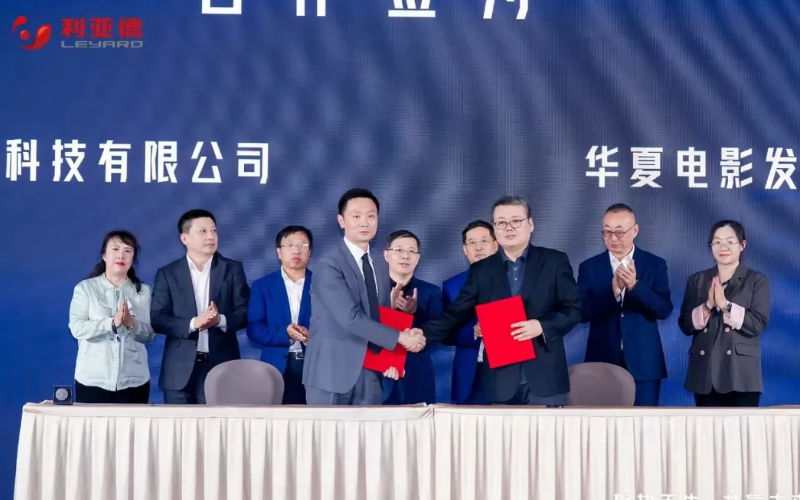 发力影戏手艺，，，，2121非凡与中原影戏强强联合